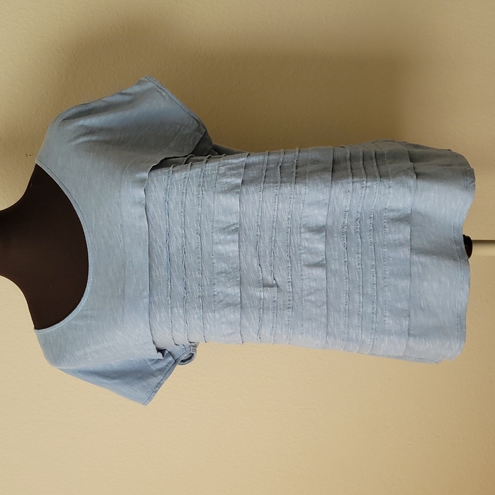 NWOT Liz Claiborne Large Layered Blue Tee